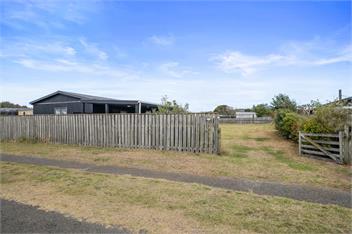 Himatangi Kiwi Bach (Bachcare) - Himatangi