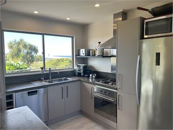 Beach Getaway - Carterton