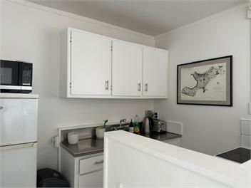 Sunny, quiet flat in Mt Victoria - Wellington 