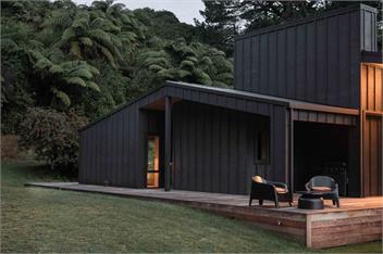 Lakefront Luxury at Okere Falls Lake Rotoiti - Rotorua