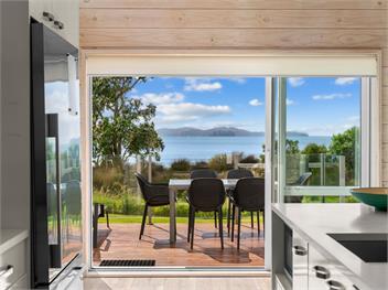 Beachfront Escape (Bachcare) - Snells Beach