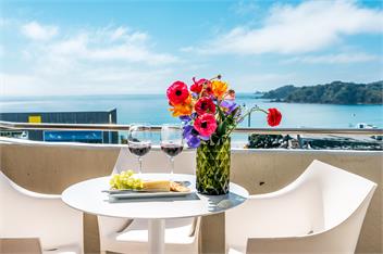 Oneroa Central - Waiheke Island