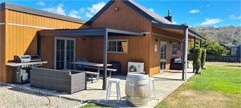 Sunny, modern Cottage in Clyde, Central Otago, NZ - Clyde