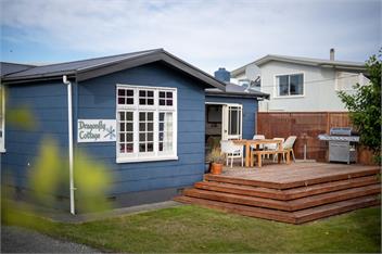 Dragon Fly Cottage (Bachcare) - Te Anau
