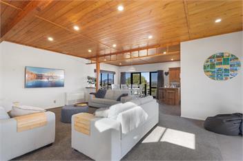 The Barn and Bivvy - 