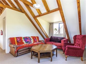 Ruapehu Chalet Rentals - Verde Chalet VW2 - 