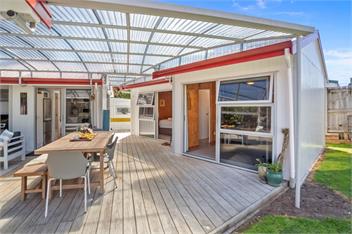 The Hideaway @ Whanga -
