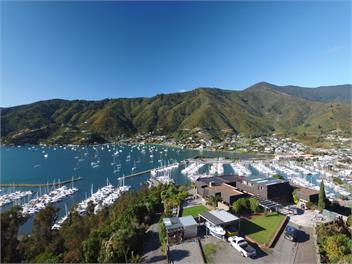 DONS PLACE - PICTON