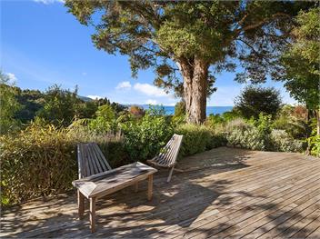Ruatotara (Bachcare) - Pukawa Bay