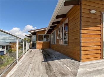 Views on Rimu (Bachcare) - Whitianga
