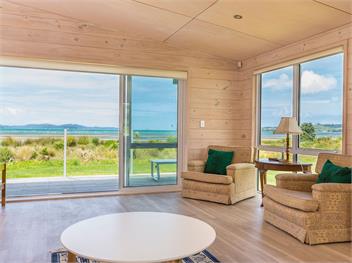 Beachfront Escape (Bachcare) - Snells Beach