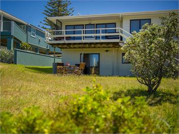 Sandy Doorstep (Bachcare) - Whangamata