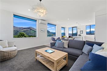Karearea Views (Bachcare) - Wanaka