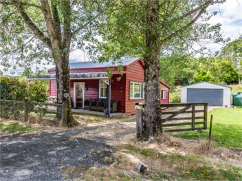 The Red Rooster Cottage - Raurimu