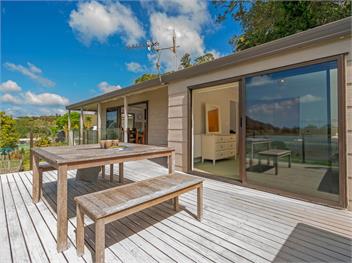 Tairua Harbour Views (Bachcare) - Tairua
