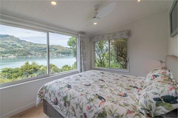 Otahuahua (Bachcare) - Akaroa