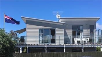 Oceans 8 (Bachcare) - Mangawhai Heads
