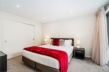 Lakeview Retreat (Bachcare) - Queenstown