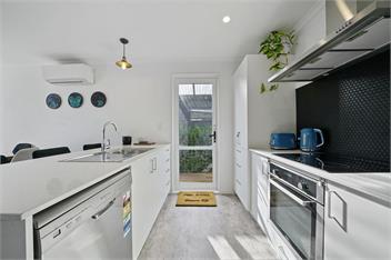 Treasure on Tuscan (Bachcare) - Martinborough