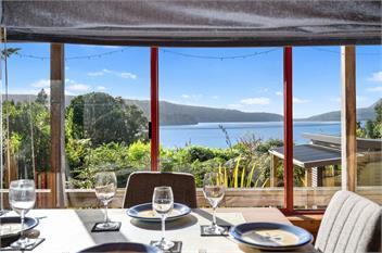 Lakeside Lookout (Bachcare) - Lake Tarawera