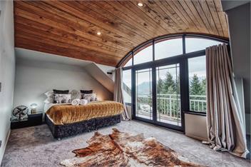 Views Forever! Renovated 4Bed Oasis 5 mins to CBD - Queenstown