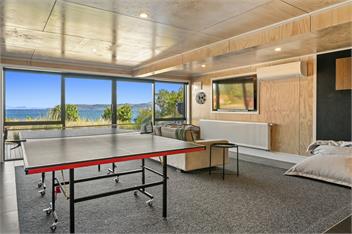 Lake Terrace Lodge - Award Winning Luxury Home - TAUPO