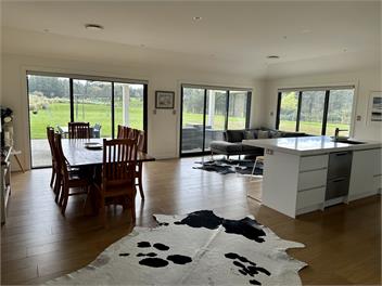 Beautiful Country Retreat in the City - Dunedin