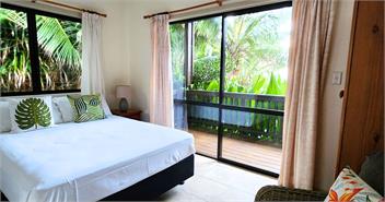 PACIFIC BREEZE BEACH HOUSE - TUPAPA - Cook Islands
