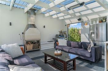 Sun Kissed Pool Villa (Bachcare) - Mangawhai