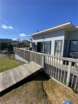 The Beach Hut - Northland