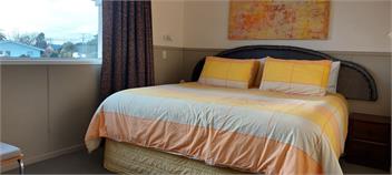 Six bedrooms for comfort - Taupo