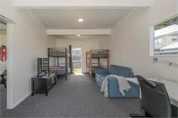Apartment - Across the Road to the Beach - Whitianga