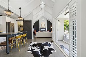 Provence on Cologne (Bachcare) - Martinborough