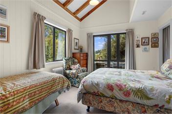 Karearea Cottage (Bachcare) - Purau