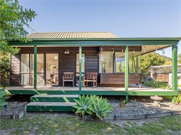 Beaumont Beach Retreat (Bachcare) - Pauanui