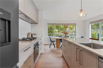 Penny Haven - Lake & Mt Tauhara views, top location in Taupo - Taupo