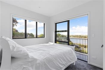 Estuary Views (Bachcare) - Auckland