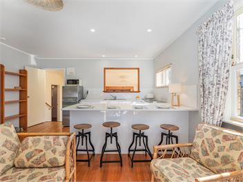 The Carolyn (Bachcare) - Whangamata