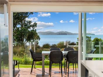 Beachfront Escape (Bachcare) - Snells Beach
