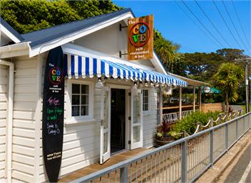 The Beach House Waipu Cove -