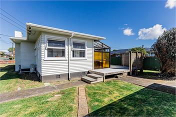 Home Away From Home (Bachcare) - 