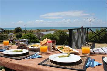 Freddies on Matikona Road -
