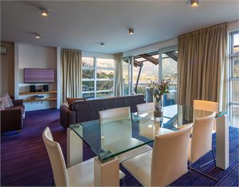 Marina 2 Bdrm Apartment with Views - Queenstown