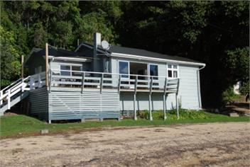 Clovelly Cottage - Near Picton