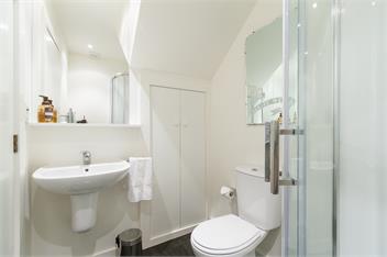 Art Stable: Central city boutique apartment - Wellington