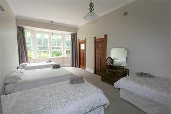 Aotea Homestead & Cottage - Martinborough