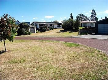 Relax at Pauanui (Bachcare) - Pauanui