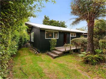 Te Kuru Cabin (Bachcare) - Pukawa Bay