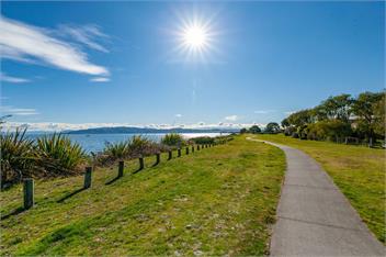 Chalet Mahuta (Bachcare) - Five Mile Bay