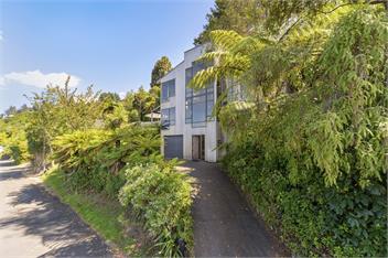 Wai Marino - the deluxe tree house -Taupo - Taupo